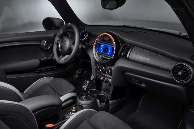 Mini Hatch photo 51