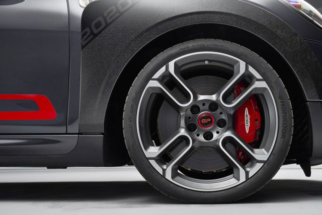 Mini Hatch photo 23