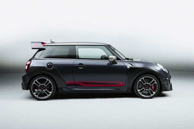 Mini Hatch photo 37