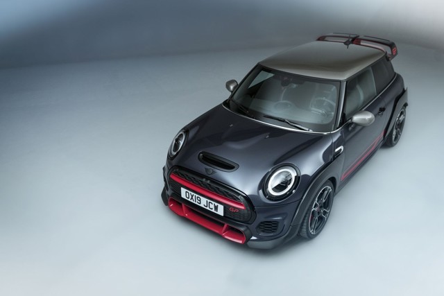 Mini Hatch photo 38