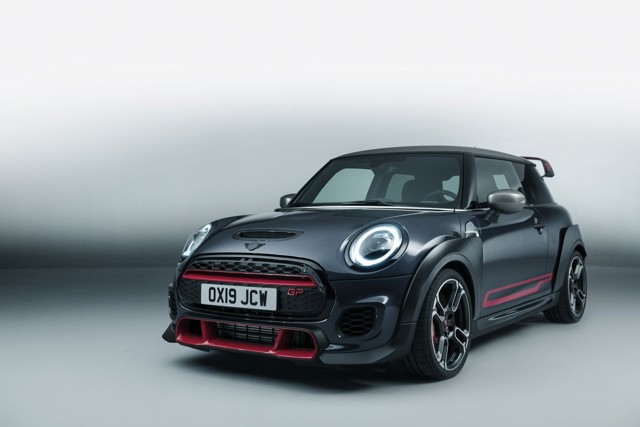 Mini Hatch photo 39