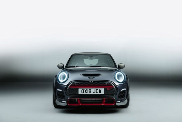 Mini Hatch photo 40