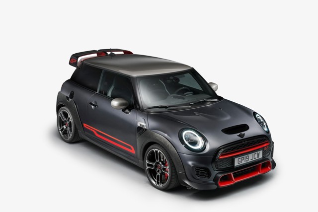 Mini Hatch photo 3