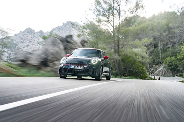 Mini Hatch photo 86
