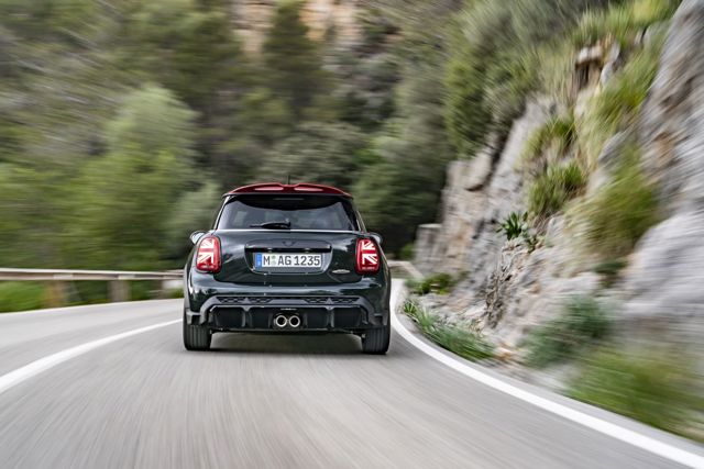 Mini Hatch photo 89