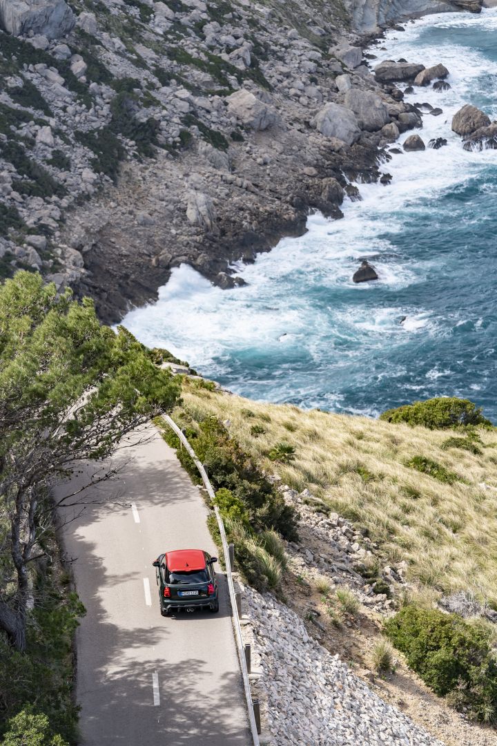 Mini Hatch photo 101