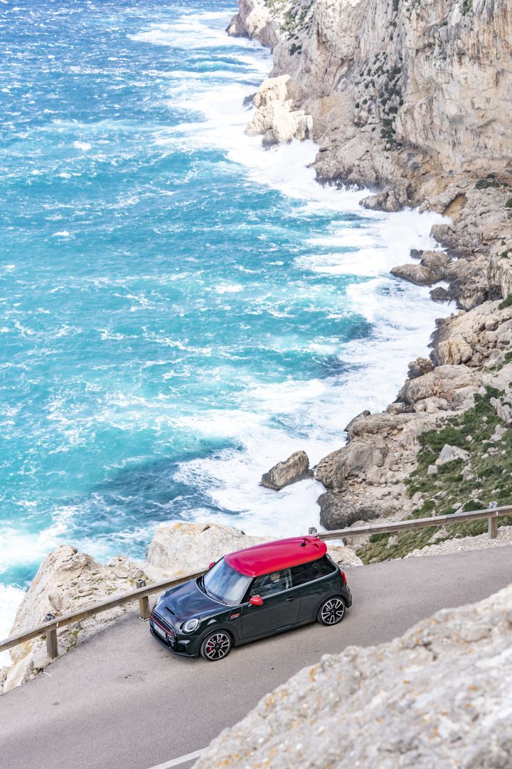 Mini Hatch photo 106