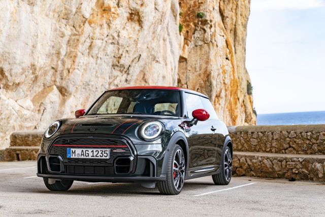 Mini Hatch photo 111