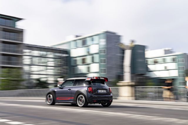 Mini Hatch photo 132