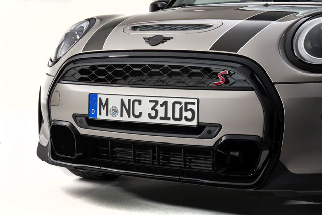 Mini Hatch photo 15