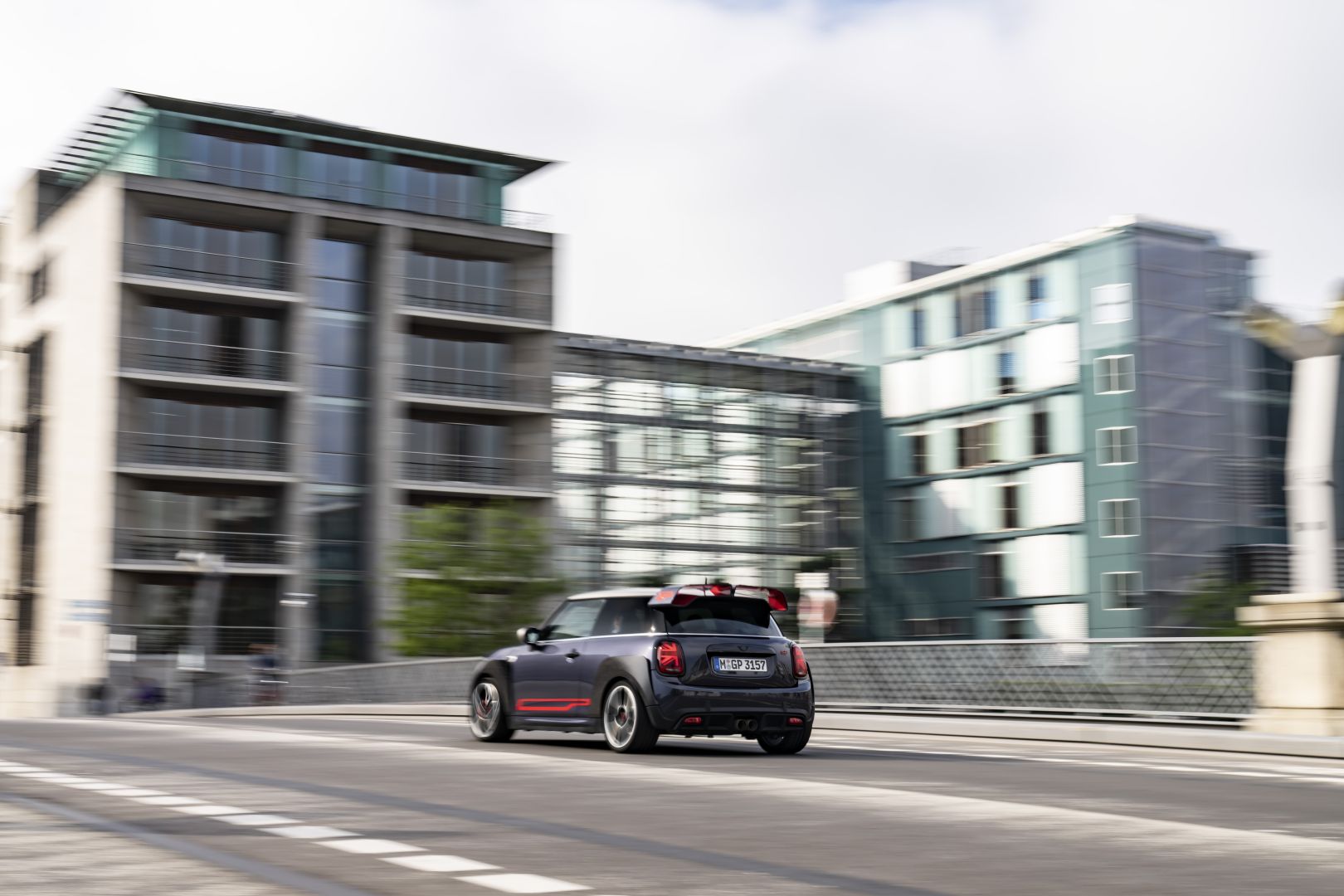 Mini Hatch photo 133