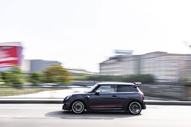 Mini Hatch photo 134