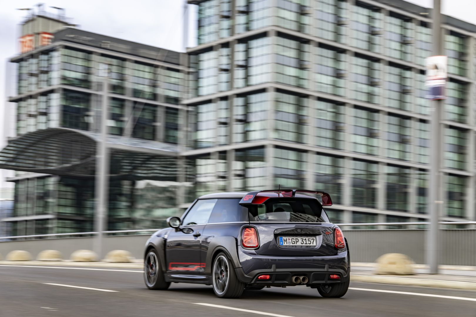 Mini Hatch photo 142