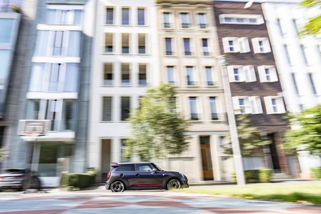 Mini Hatch photo 147