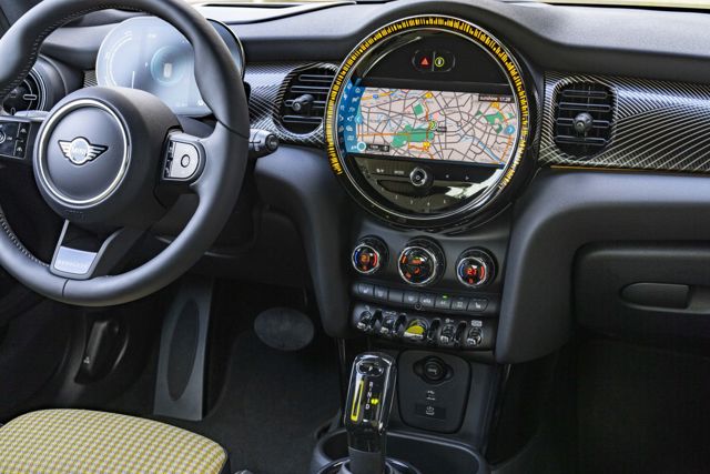 Mini Hatch photo 304