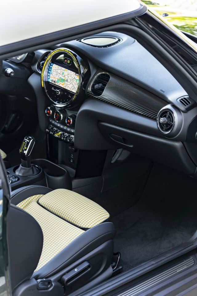 Mini Hatch photo 308