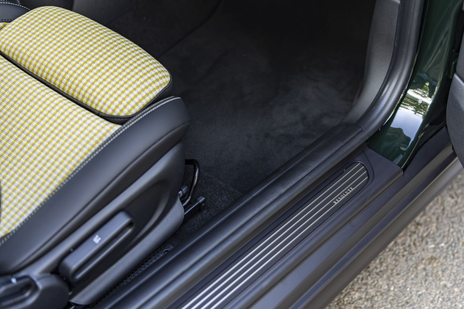 Mini Hatch photo 309