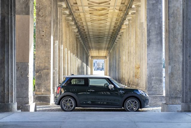 Mini Hatch photo 155