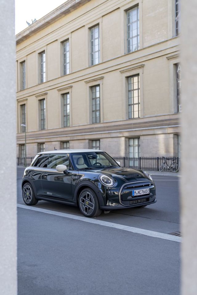 Mini Hatch photo 163