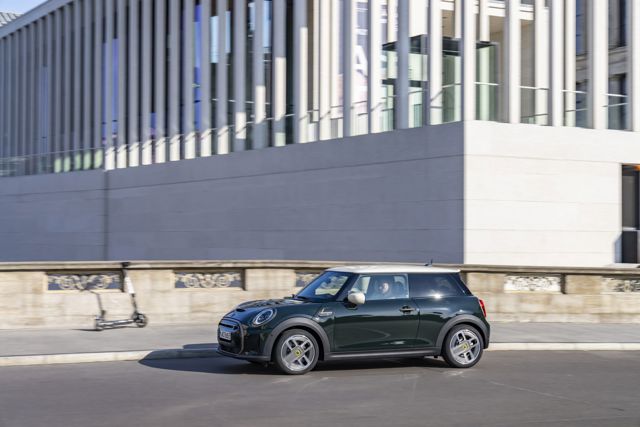 Mini Hatch photo 167