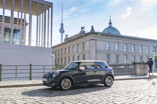 Mini Hatch photo 171