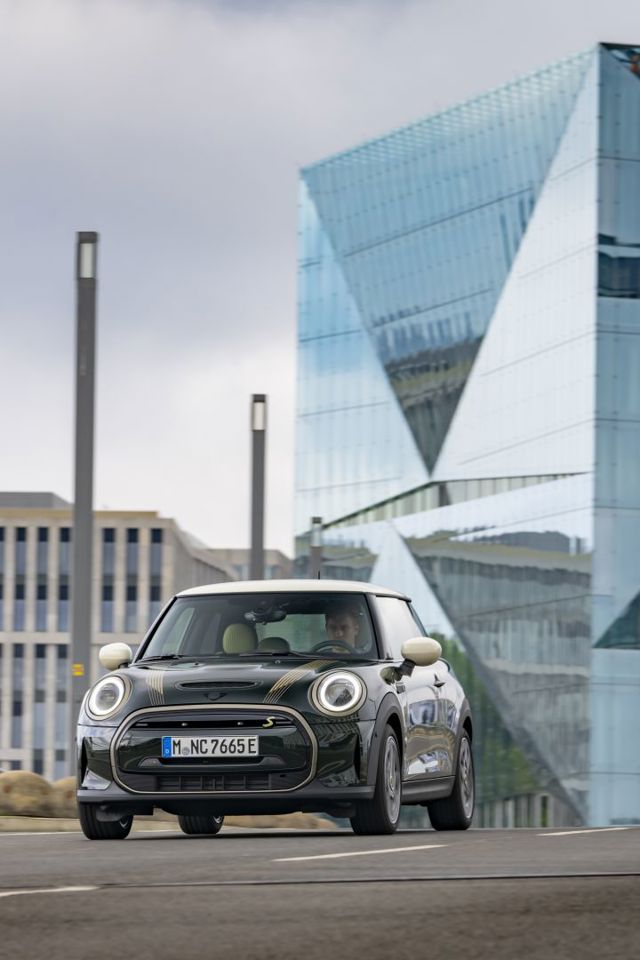 Mini Hatch photo 177