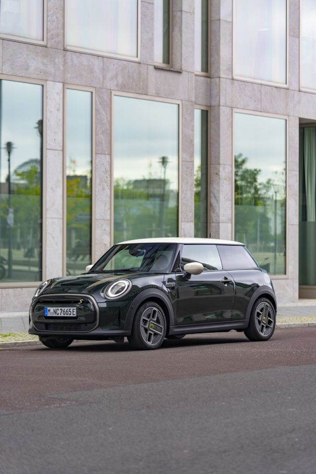 Mini Hatch photo 181