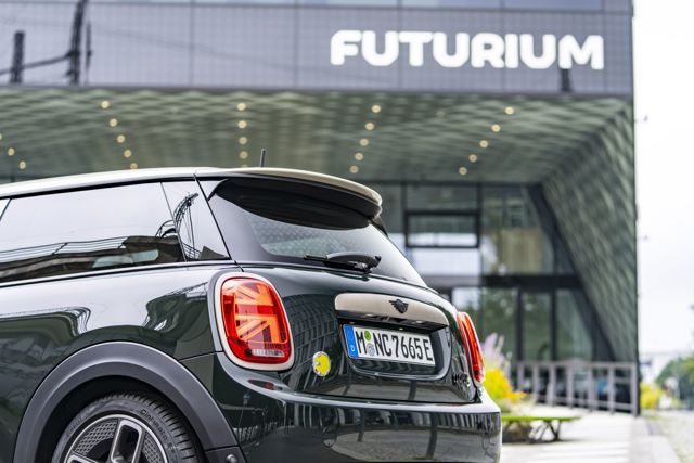 Mini Hatch photo 191