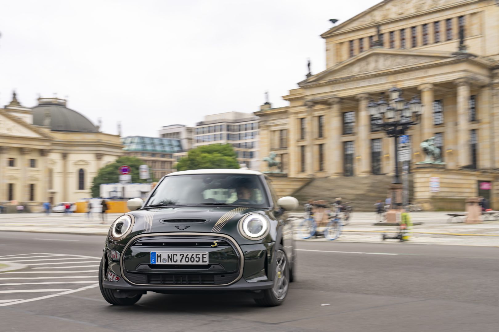 Mini Hatch photo 194