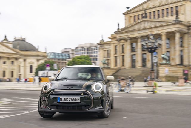 Mini Hatch photo 194