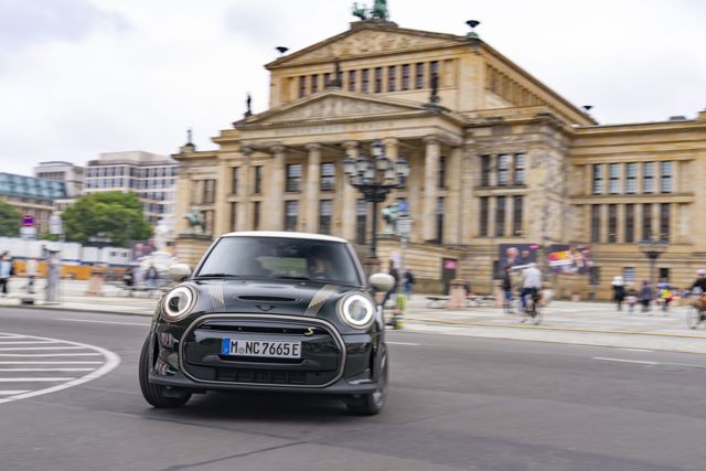 Mini Hatch photo 196