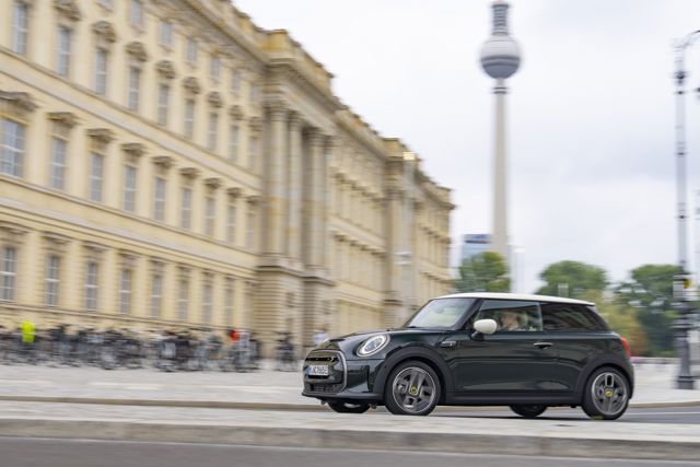 Mini Hatch photo 197