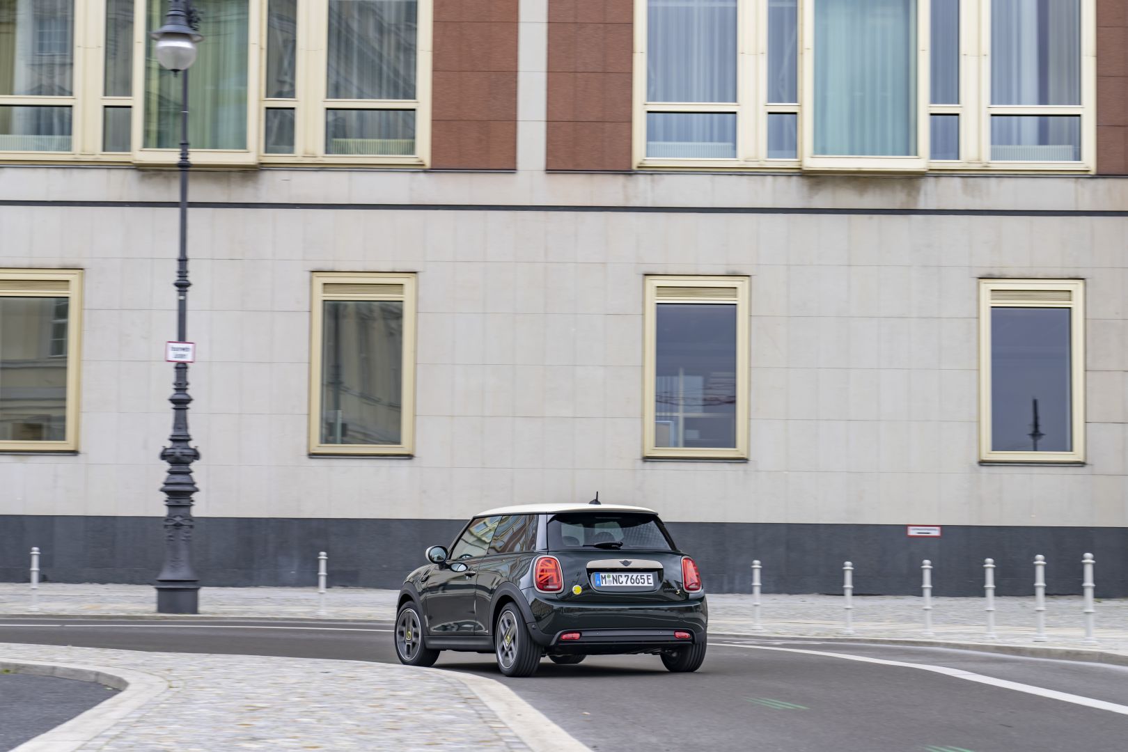 Mini Hatch photo 201