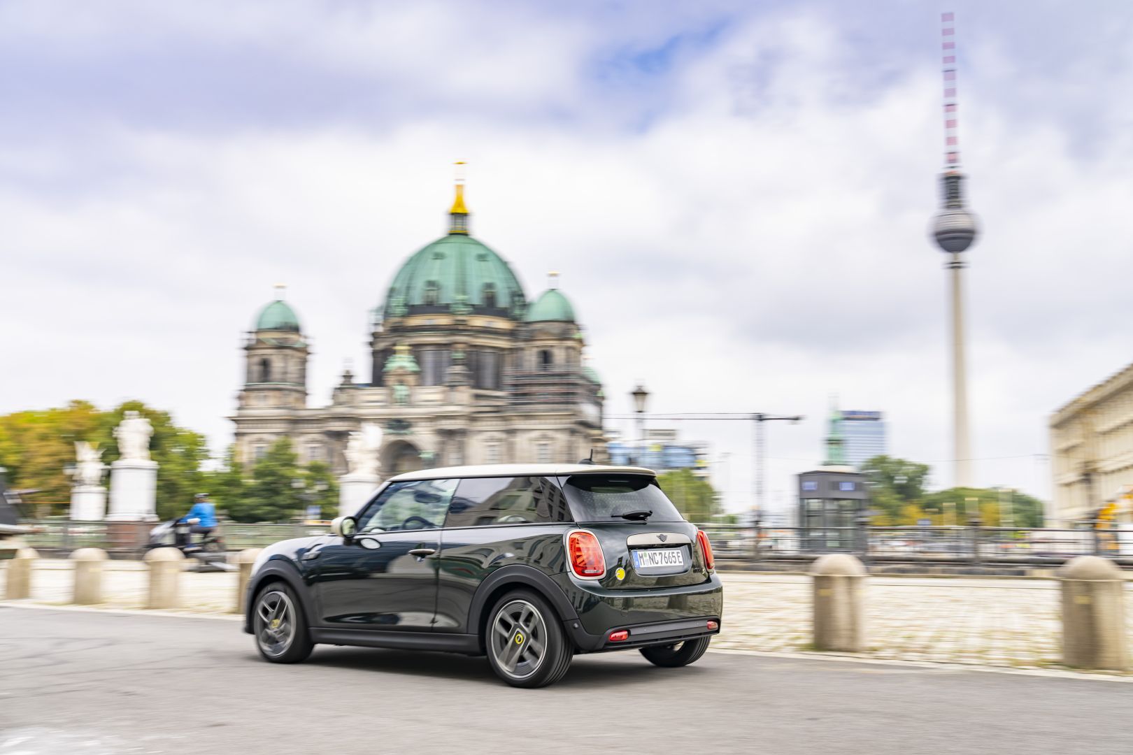 Mini Hatch photo 205