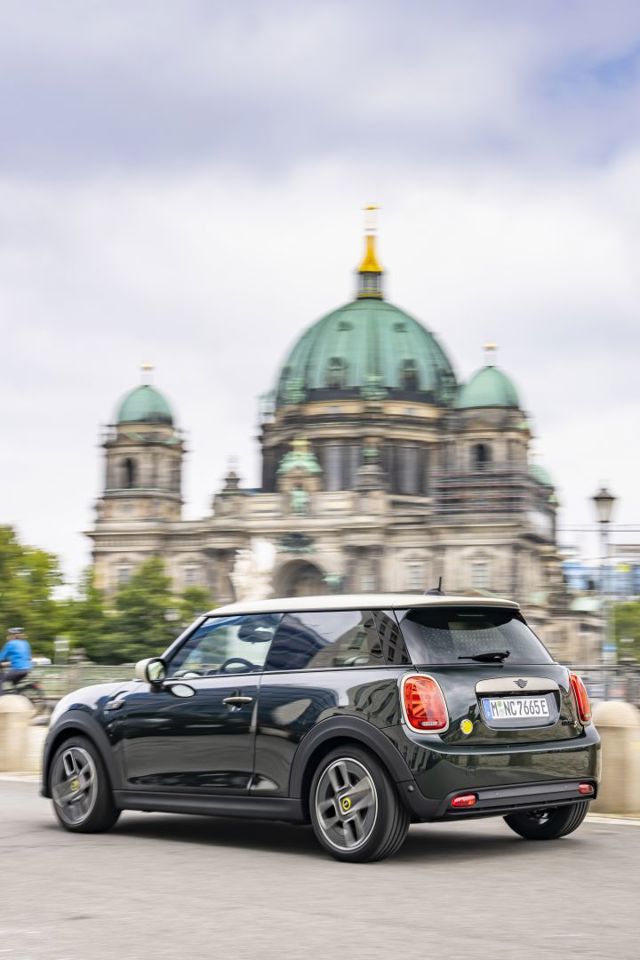 Mini Hatch photo 206