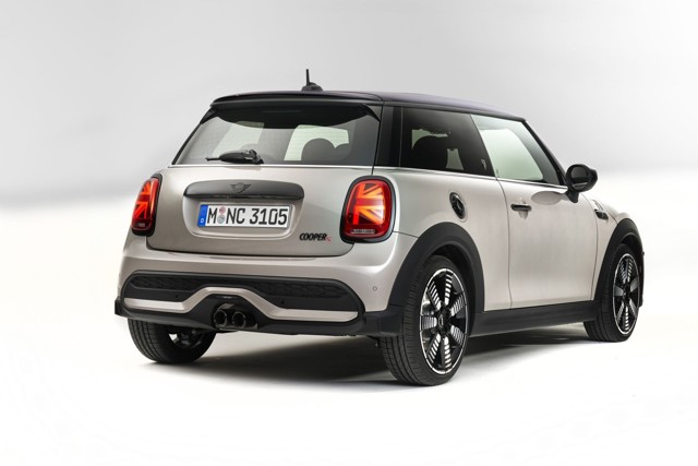 Mini Hatch photo 24