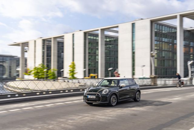 Mini Hatch photo 214