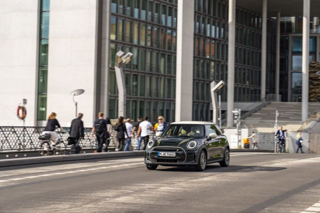 Mini Hatch photo 218