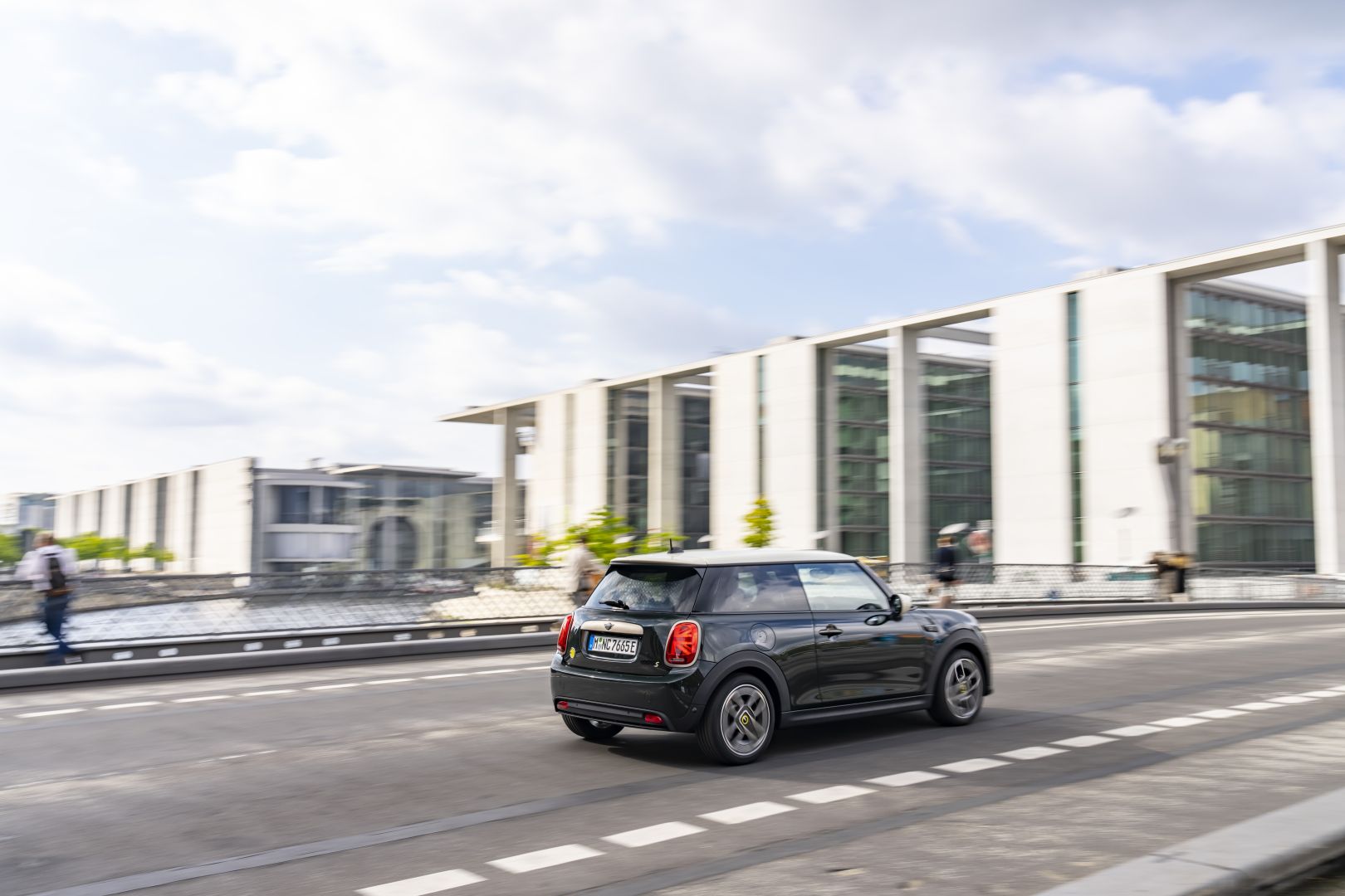 Mini Hatch photo 219