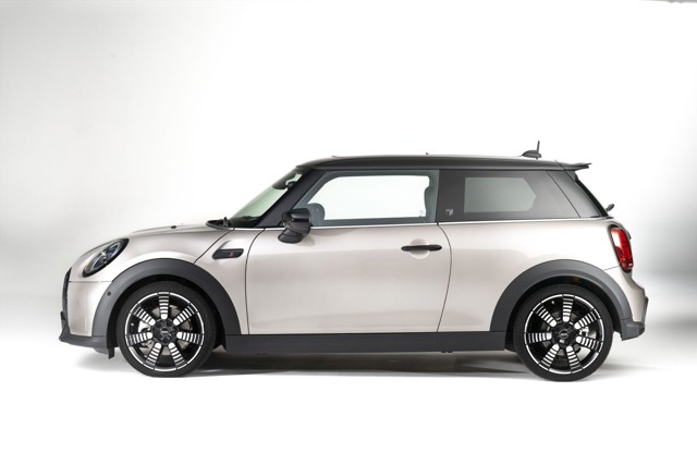 Mini Hatch photo 26