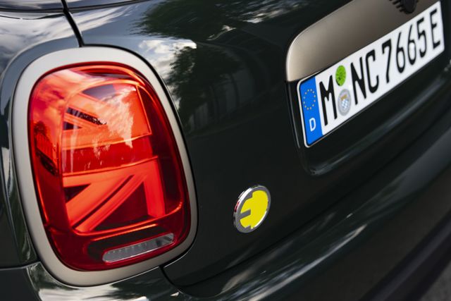 Mini Hatch photo 235