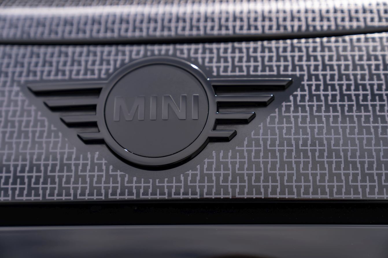 Mini Hatch photo 318