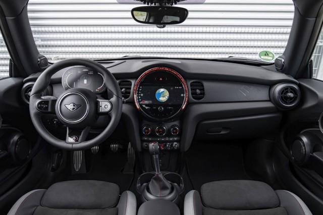 Mini Hatch photo 322