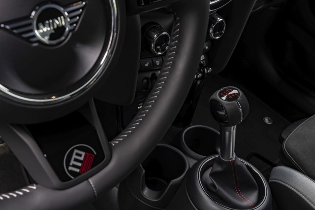 Mini Hatch photo 331