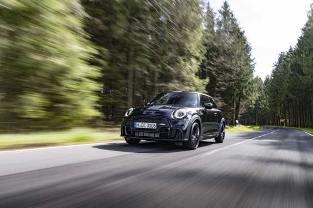 Mini Hatch photo 239