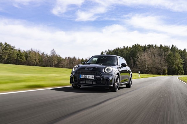 Mini Hatch photo 241