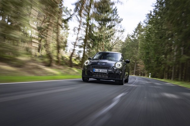 Mini Hatch photo 247