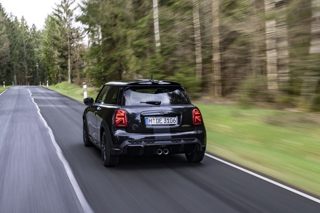 Mini Hatch photo 249