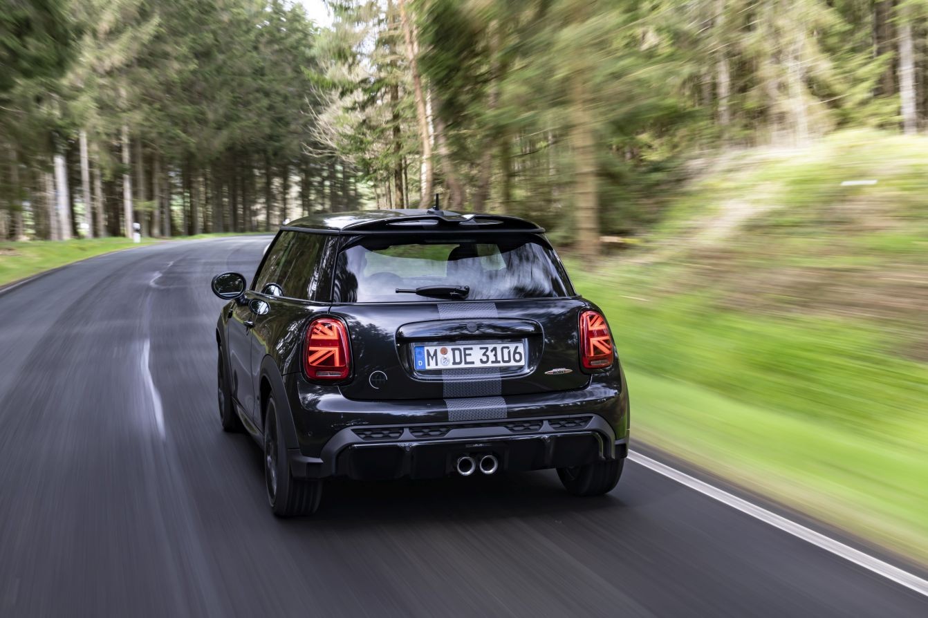 Mini Hatch photo 250