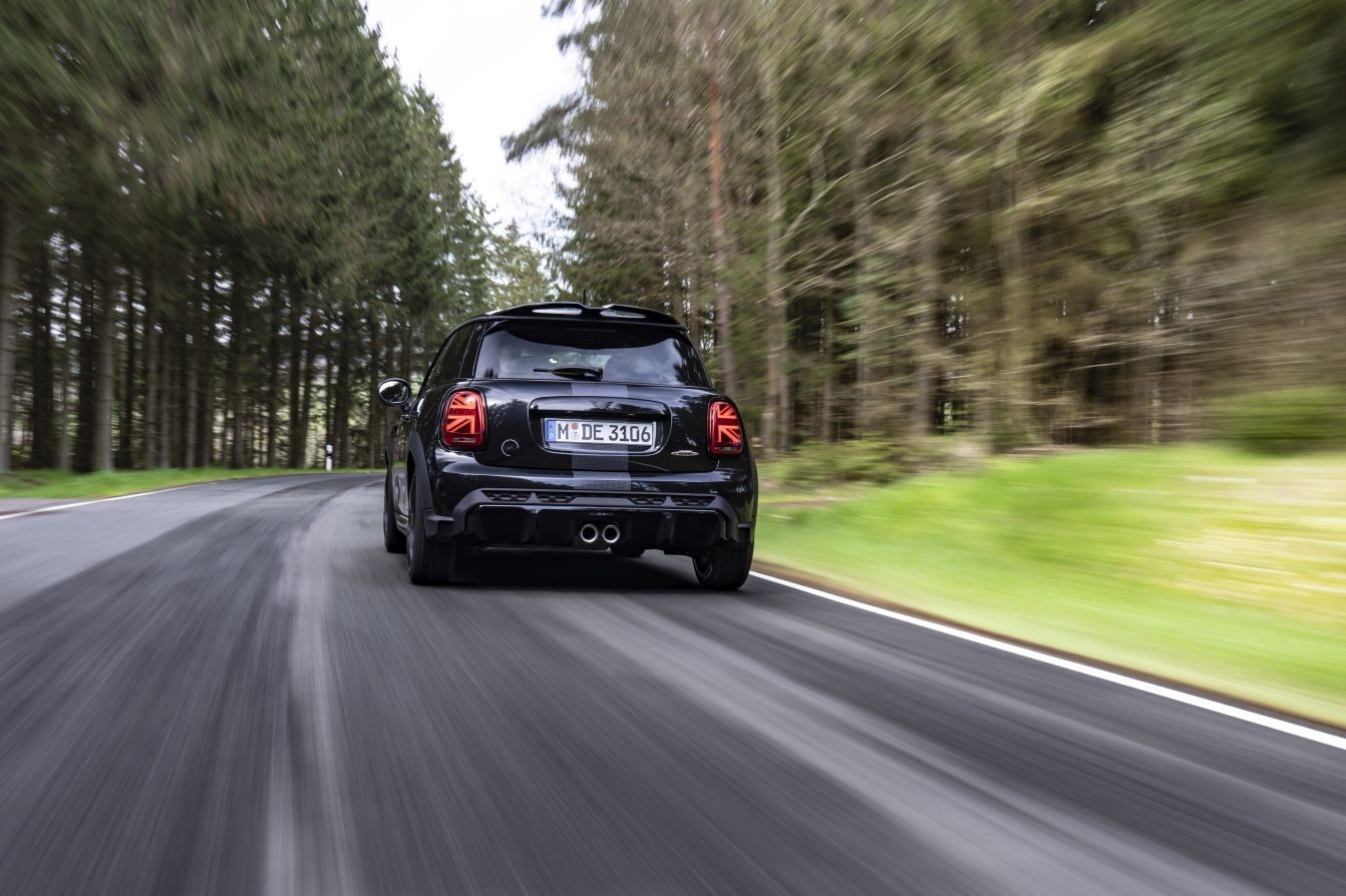 Mini Hatch photo 252